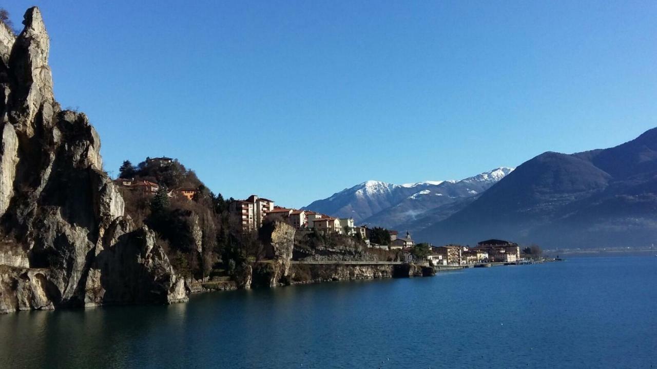 Rocca sul Lago Castro  Esterno foto